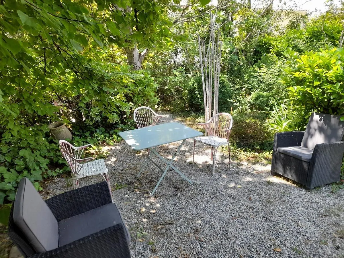 Le Jardin Hotel Montélimar Gasthuis